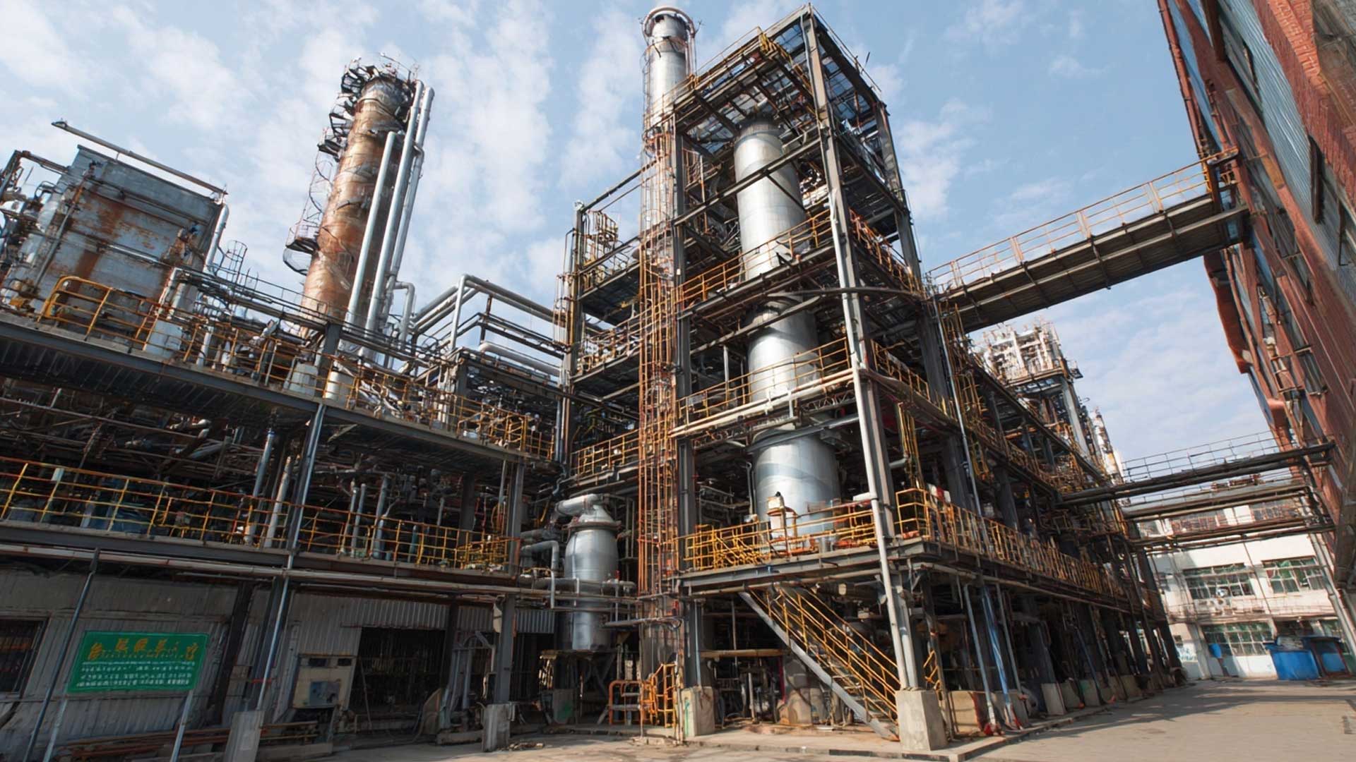 Chemicals pyrolysis plant